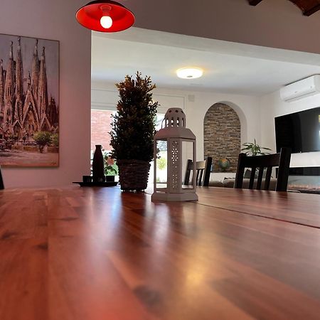 Villa Paradise, Urban Oasis By -Toprentalsbarcelona- Есплуґес-де-Льобреґат Екстер'єр фото