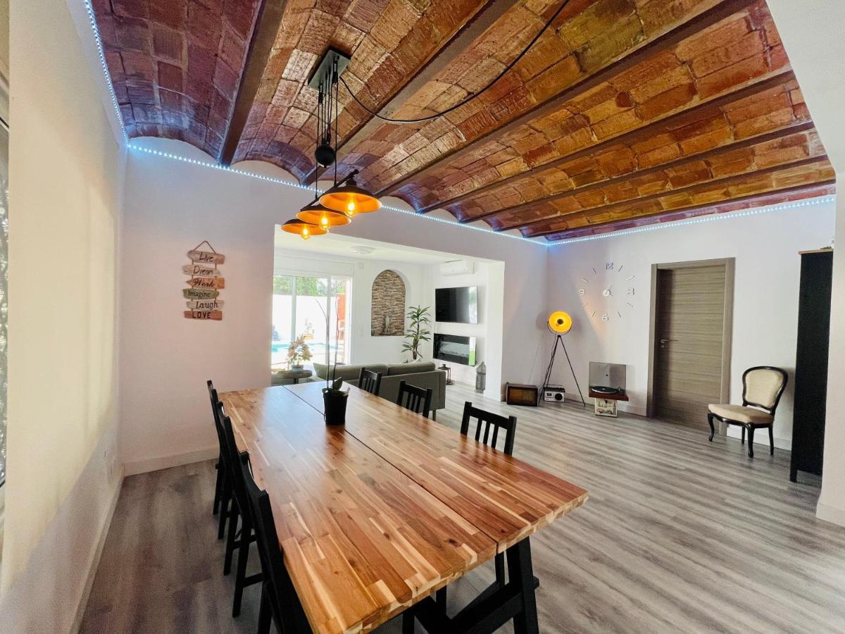 Villa Paradise, Urban Oasis By -Toprentalsbarcelona- Есплуґес-де-Льобреґат Екстер'єр фото