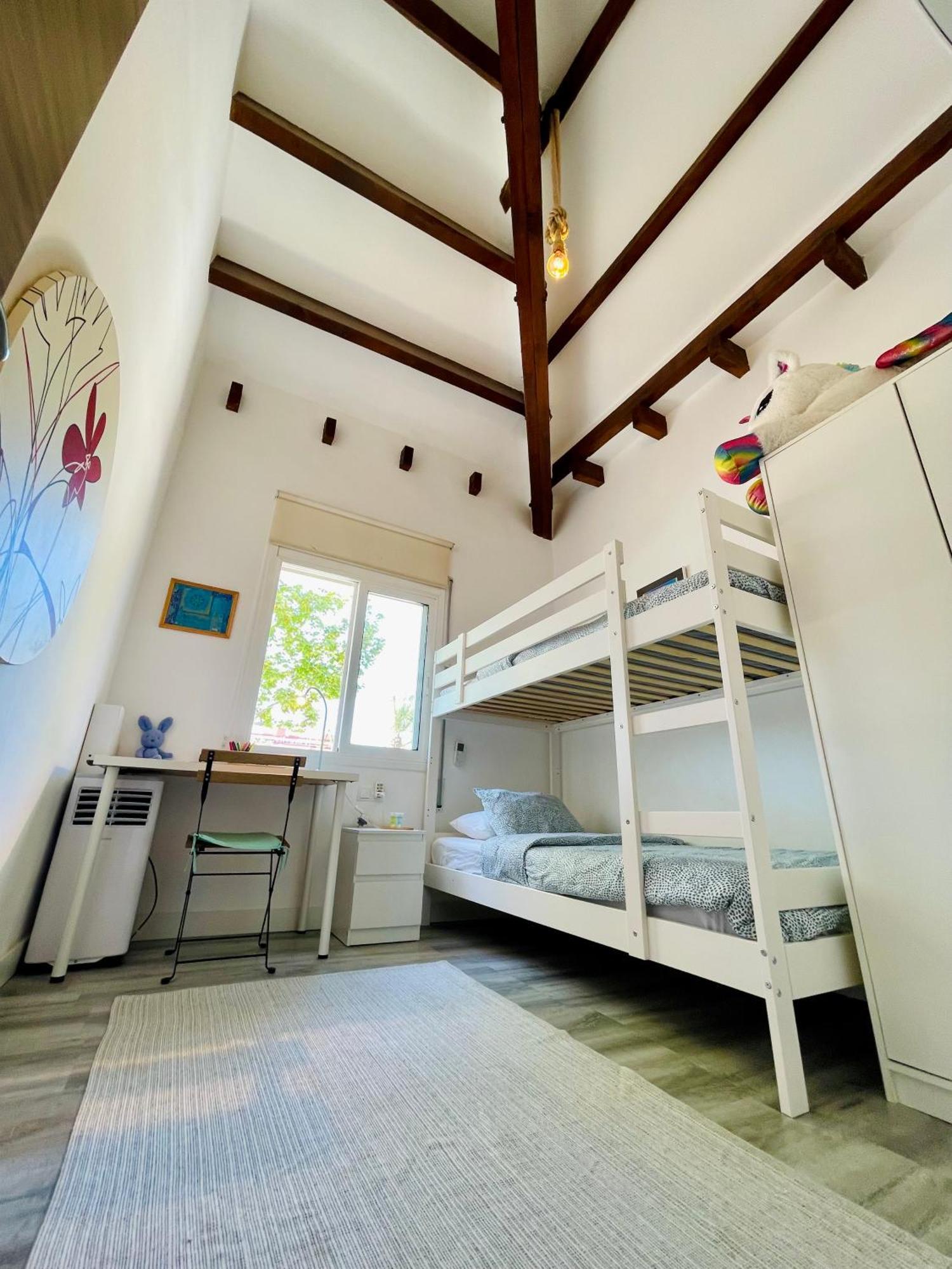 Villa Paradise, Urban Oasis By -Toprentalsbarcelona- Есплуґес-де-Льобреґат Екстер'єр фото